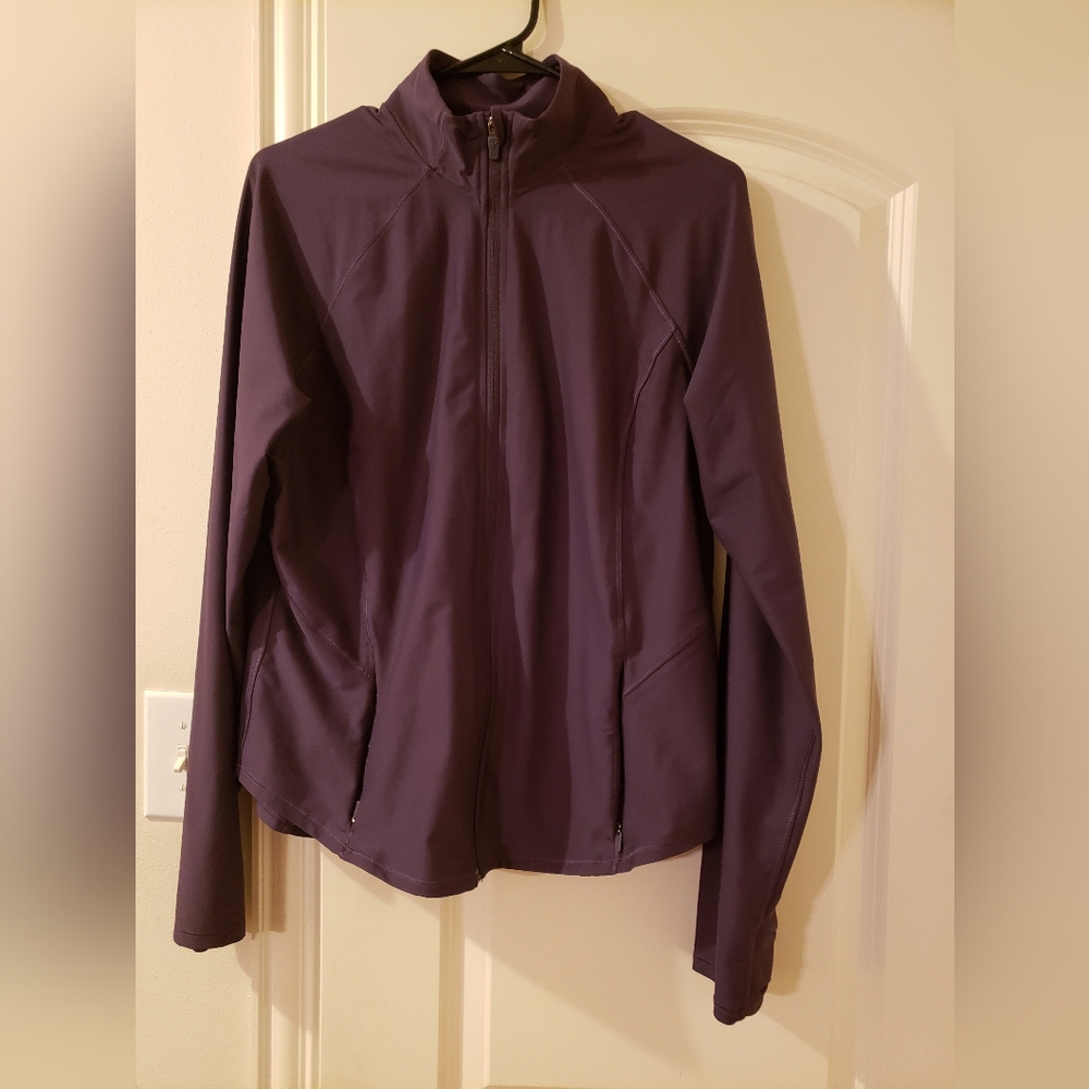 Old Navy PowerSoft Full Zip Jacket. Size XL, in a deep purple color